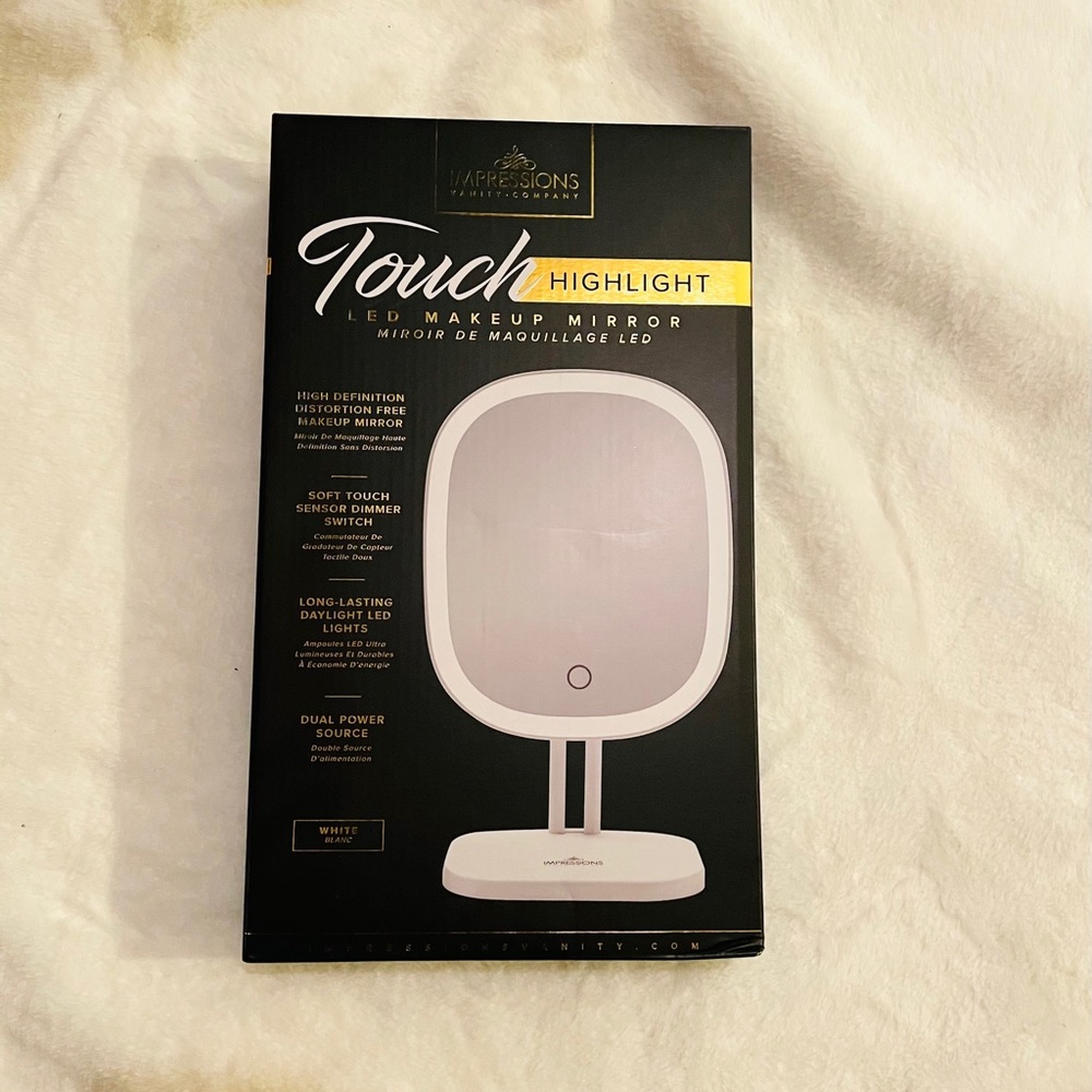 Impressions Vanity Company,LED Makeup Mirror,NWT